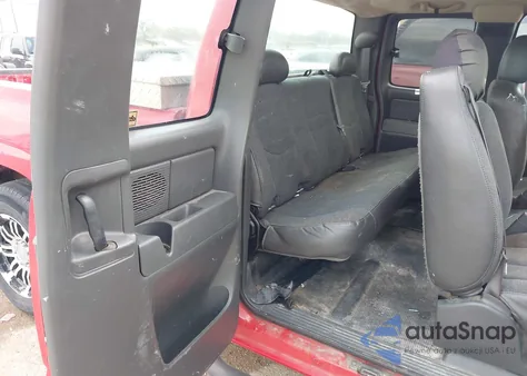 2006 Chevrolet Silverado 1500 Work Truck z USA, uszkodzony, nr VIN 1GCEC19XX6Z232693